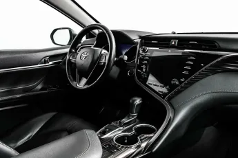 Toyota  8