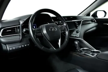 Toyota  11