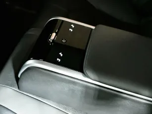 Toyota  12