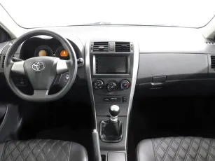 Toyota  6