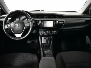 Toyota  8