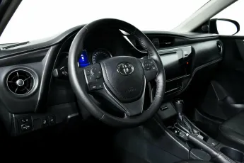 Toyota  11