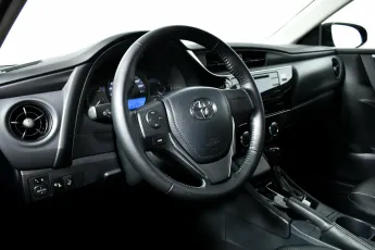 Toyota  11