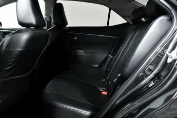 Toyota  12