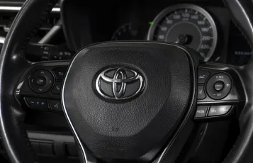 Toyota  10