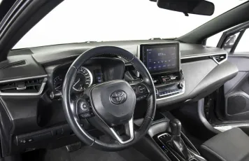 Toyota  9