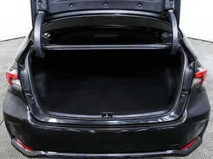 Toyota  16