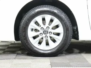 Toyota  5