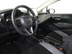Toyota  8