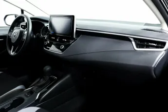 Toyota  9