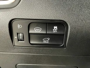 Kia  11