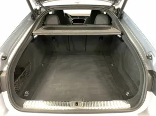 Audi  6