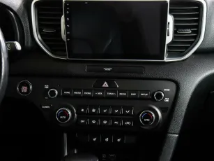 Kia  14