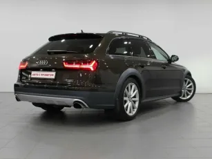 Audi  4