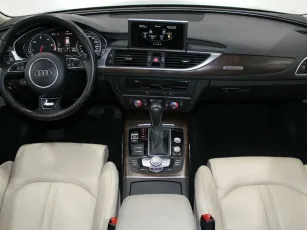 Audi  7