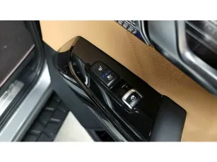 Kia  12