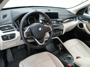 BMW  12