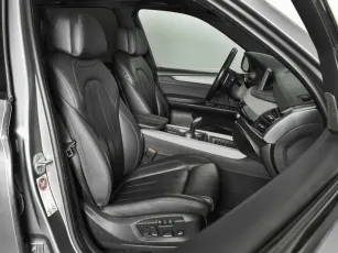 BMW  7