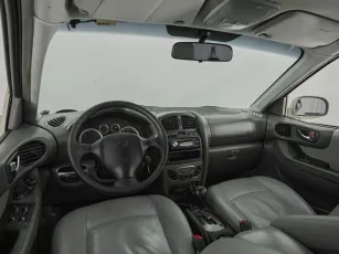 Hyundai  7