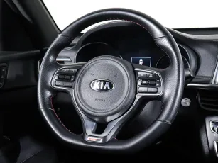 Kia  14