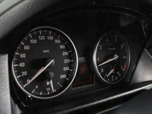 BMW  11