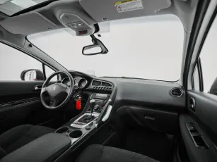Peugeot  7