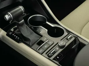 Kia  12