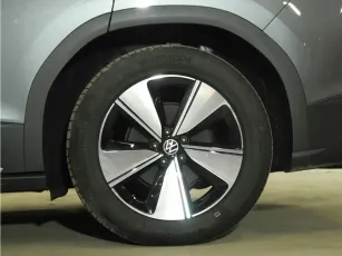 Volkswagen  9