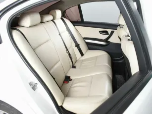 BMW  11