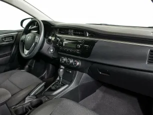 Toyota  9