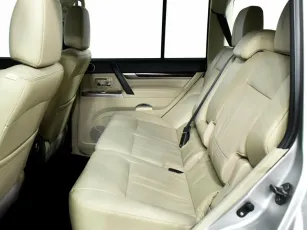 Mitsubishi  15