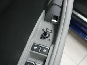 Audi  16