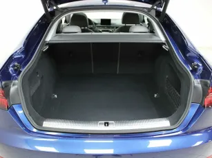 Audi  6