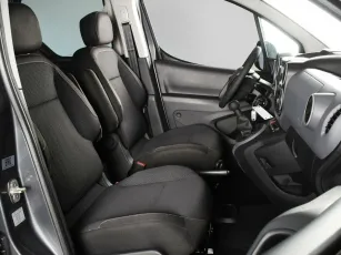 Peugeot  7