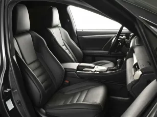 Lexus  7