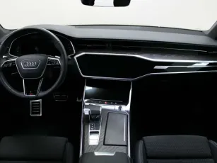 Audi  9