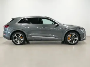Audi  3
