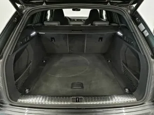 Audi  6