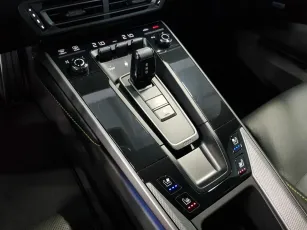 Porsche  13
