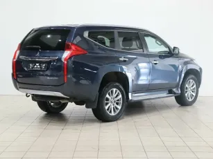 Mitsubishi  4