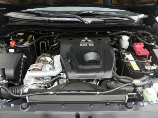 Mitsubishi  9