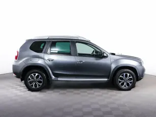 Nissan  4