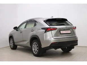 Lexus  3