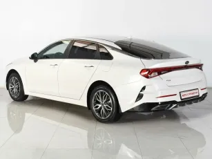 Kia  3