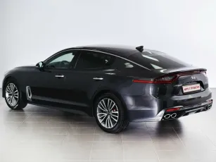 Kia  3
