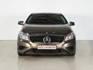 Mercedes-Benz  2