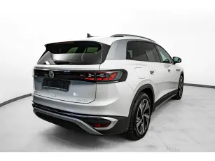 Volkswagen  4