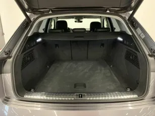 Audi  6