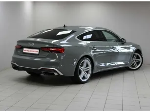 Audi  4