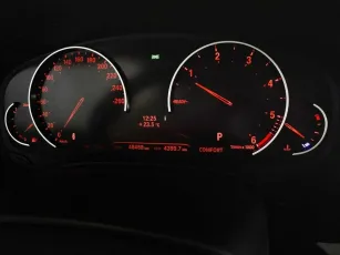 BMW  10
